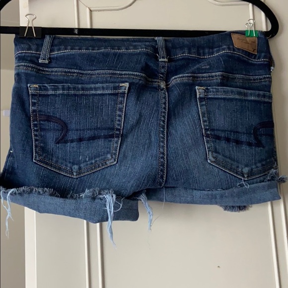American Eagle Cutoff Jean Shorts - Picture 3 of 3